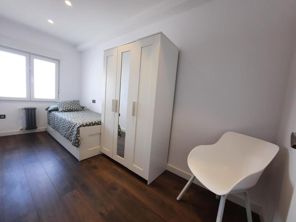 Apartamento Centro Gijon Con Wifi Gratis Y Parking Publico Proximo Incluido Zewnętrze zdjęcie